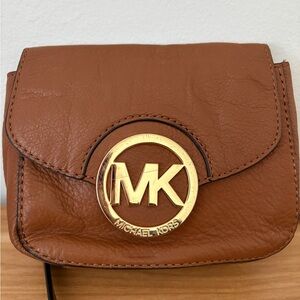 Mini Michael Kors Brown Leather saddlebag crossbody with Gold Emblem